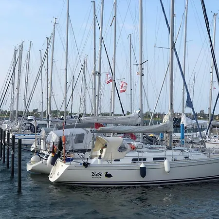 Yachtclub-fehmarn * Burgtiefe auf Fehmarn